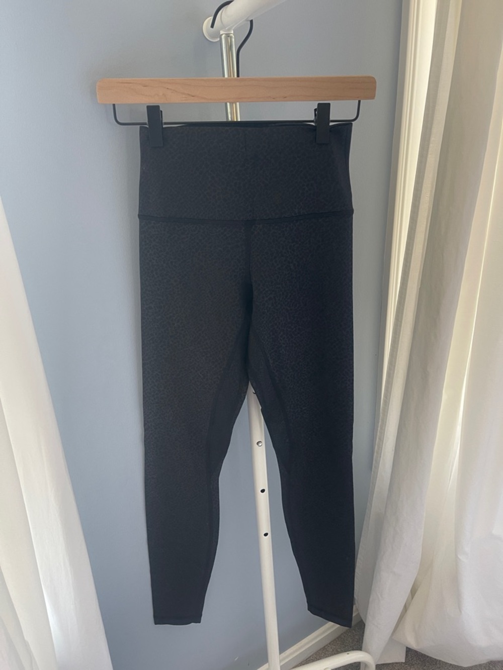 lululemon athletica Black Snakeskin High-Rise Textured Leggings